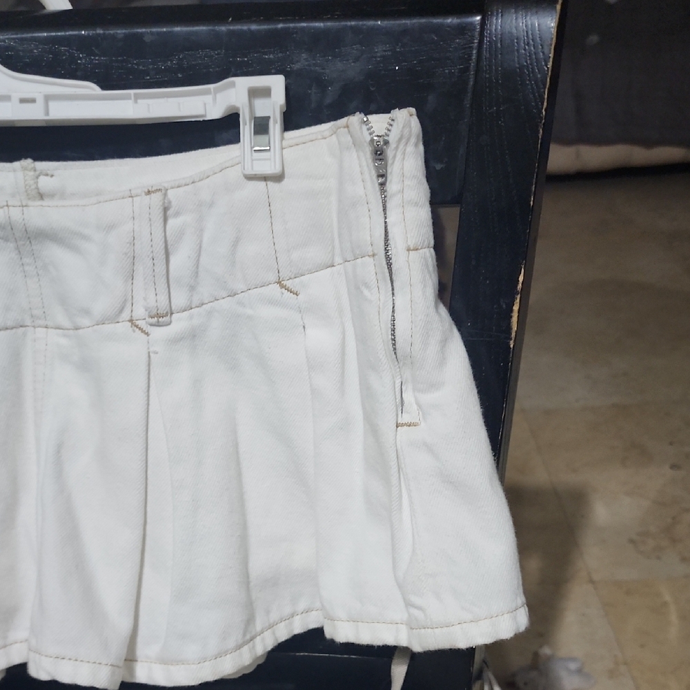 We The Free White Pleated Skirt - Picture 2 of 4